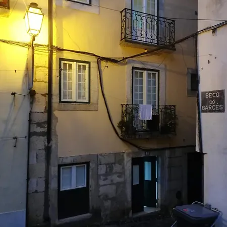 Alfama New 28925/al Lisbon